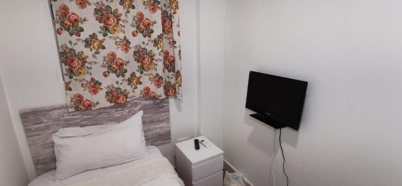 Hostal Gracia 토레용드아르도즈 외부 사진